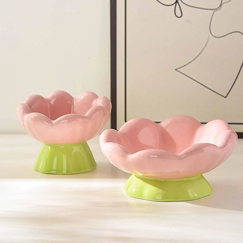 Elevated Tulip Cat Feeder